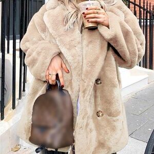 Women oversized Chic Faux Fur Coat with Quilted Black Bag